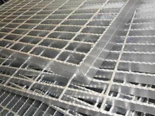 鋸齒防滑鋼格柵