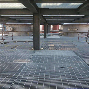 平臺(tái)<a href='http://www.psecigs.com'>鋼格柵</a>2 平臺(tái)鋼格柵2