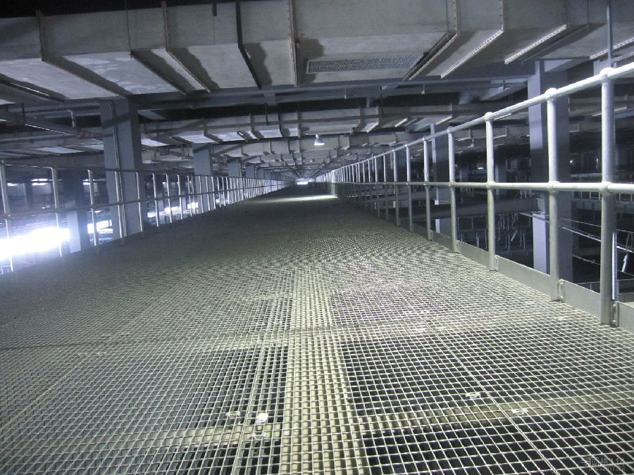 鍍鋅<a href='http://www.psecigs.com'>鋼格柵</a> 鍍鋅鋼格柵