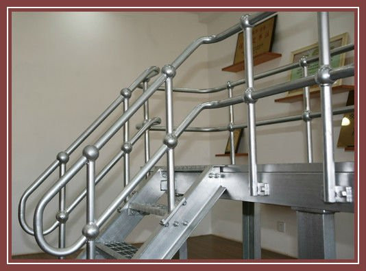 熱鍍鋅球接立柱 熱鍍鋅球接立柱