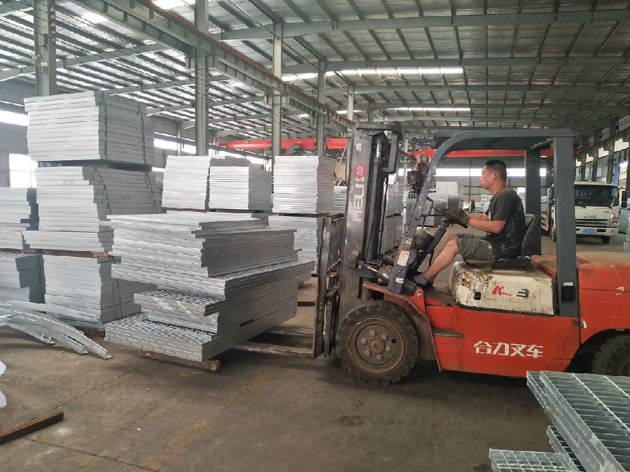 走道平臺鍍鋅鋼格柵板