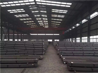 原材料扁鋼倉庫